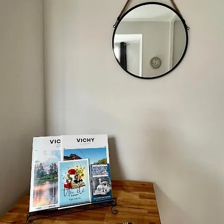 - Hyper Centre * Vichy